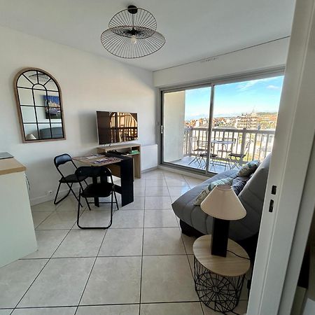 Appartement Vue Mer - 30 M De La Plage - 5 Minutes A Pied Du Centre Ville Et Du Casino Villers-sur-Mer Zewnętrze zdjęcie